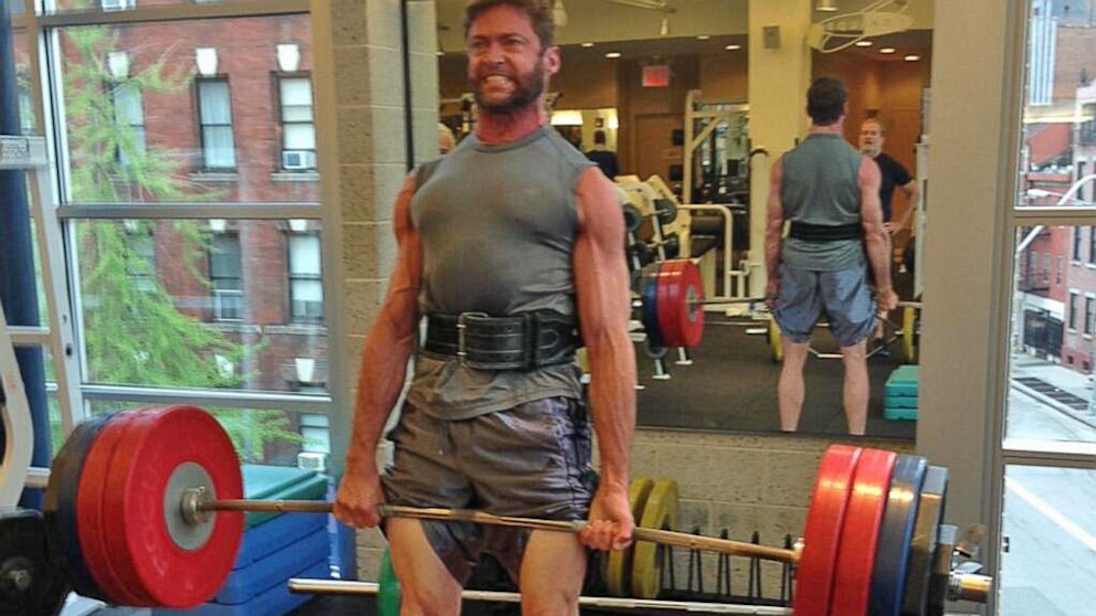 HT_hugh_jackman_working_out_weight_lifting_thg_130802_16x9_992